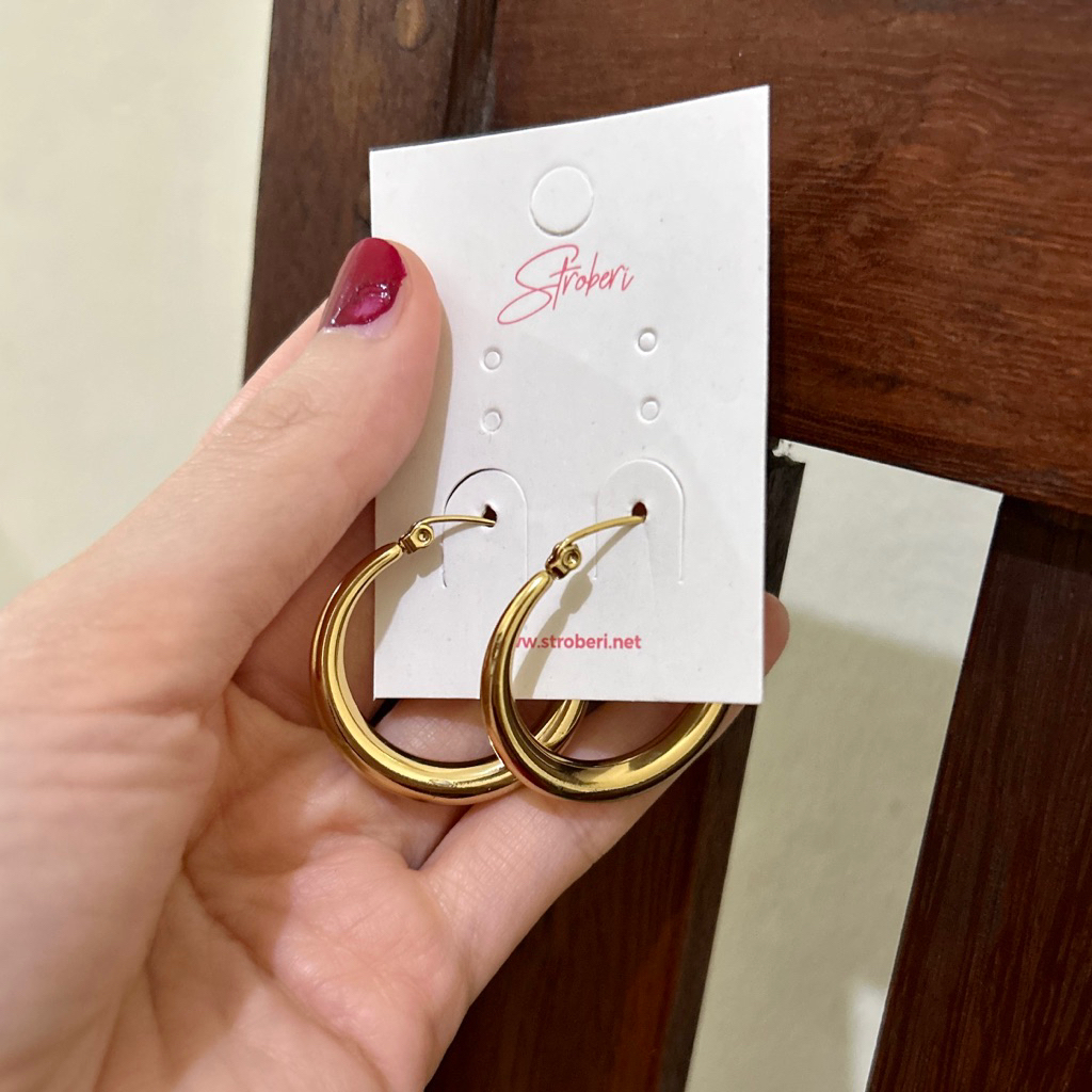 Stroberi Gold Earrings Anting Gypsi Round Thick Bulat Emas Besar