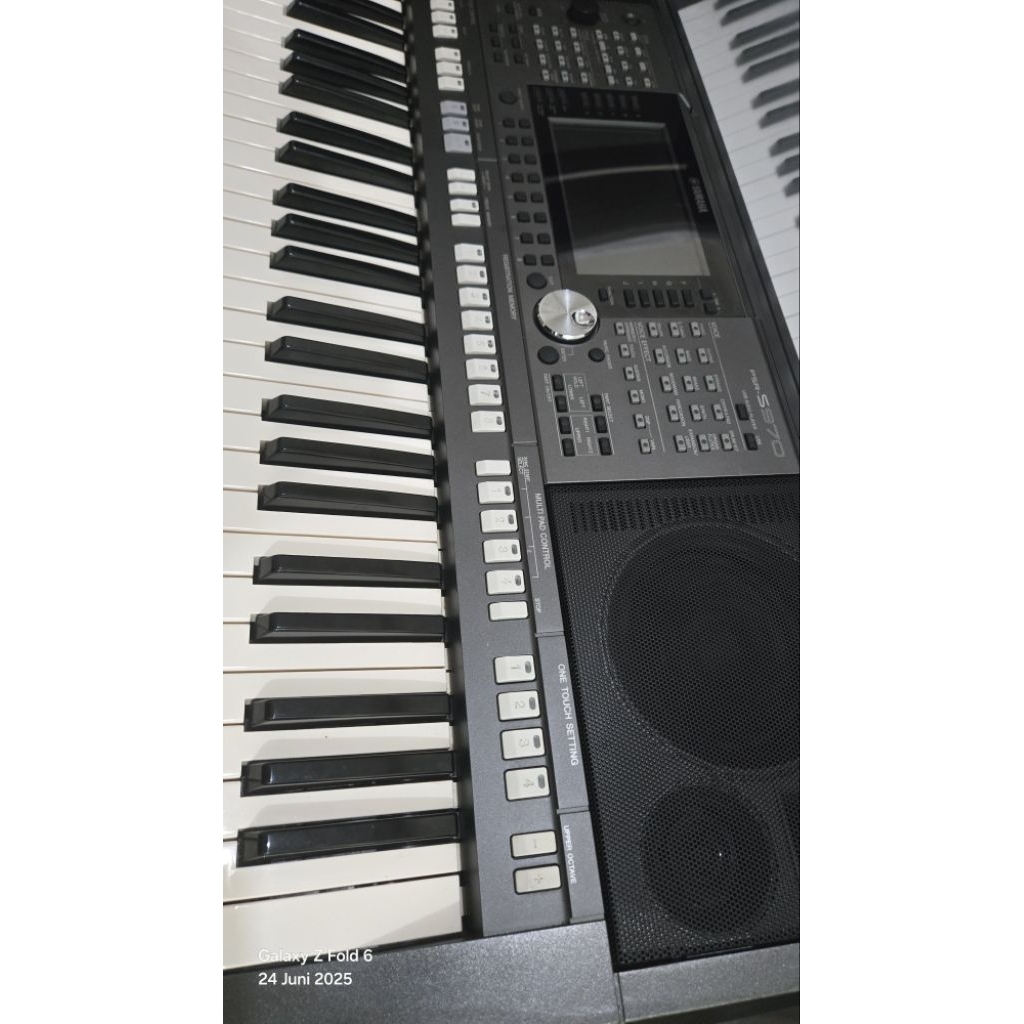 Yamaha PSR S970 / YAMAHA PSR S 970 Second Like New Sangat Mulus Rumahan