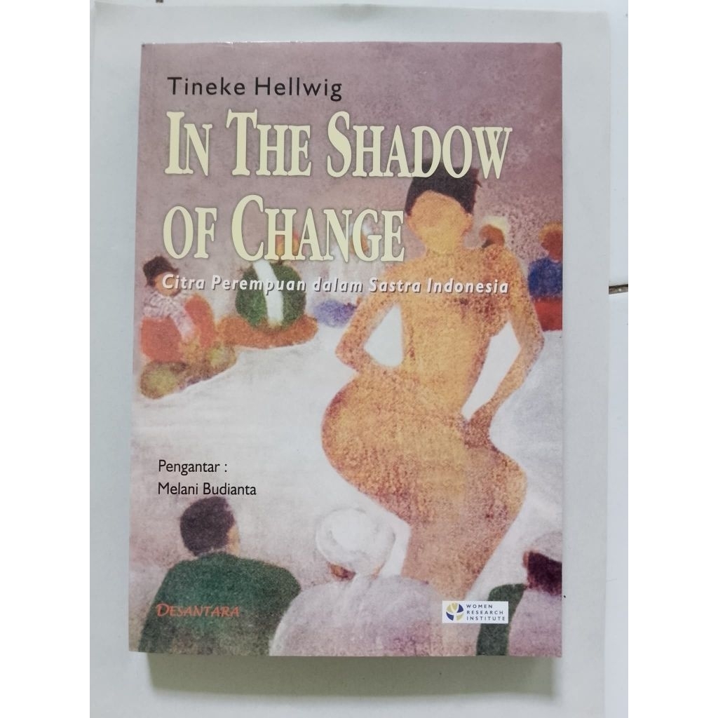 IN THE SHADOW OF CHANGE - Tineke Hellwig