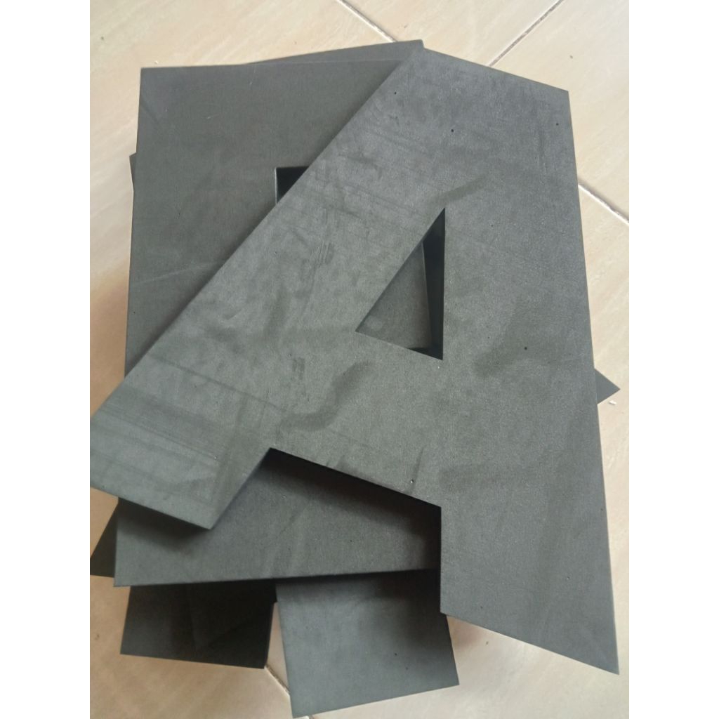 

Costum Huruf Timbul Spon Eva Tebal 1cm Tinggi Huruf 15cm