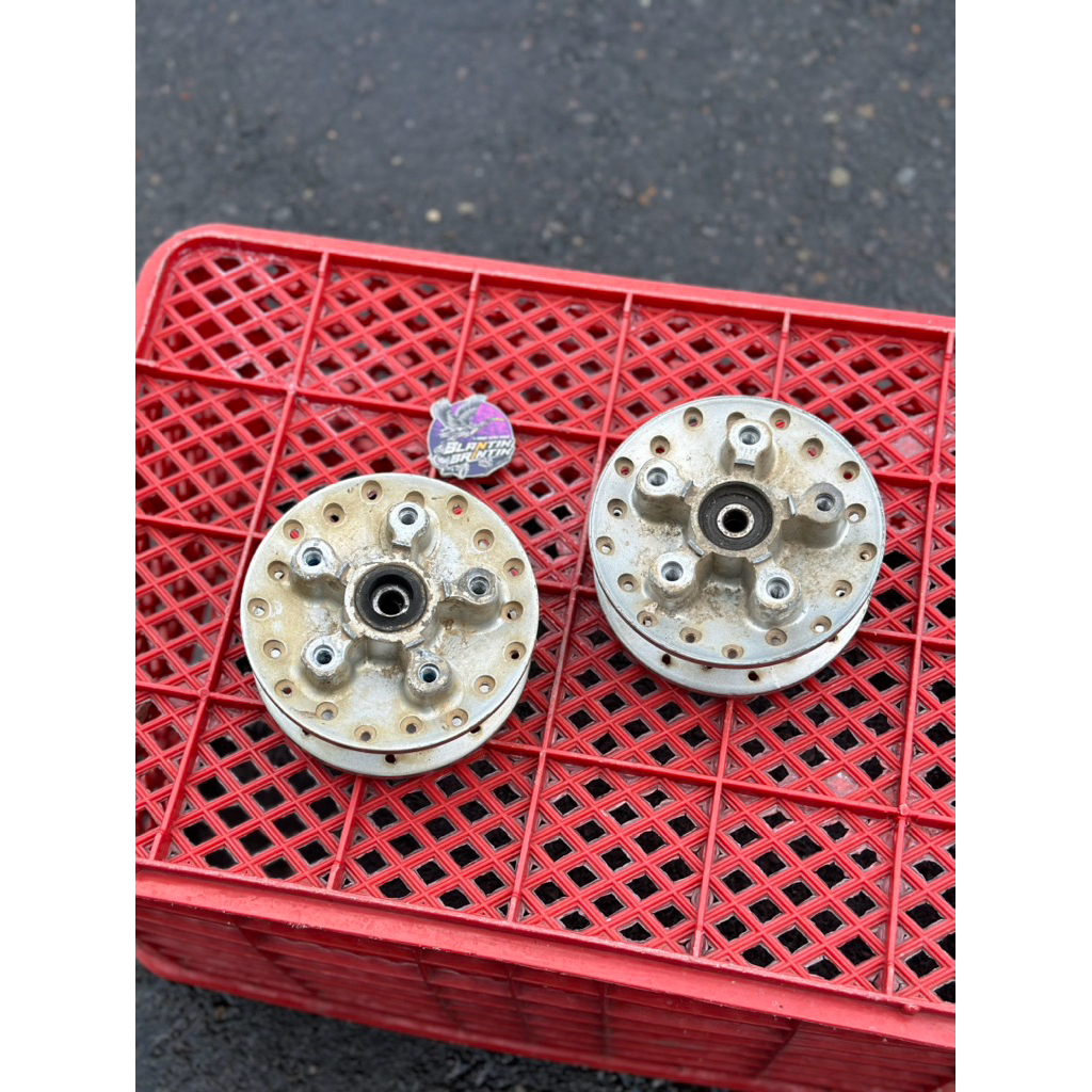 TROMOL SYM ORIGINAL tromol depan sym original mulus