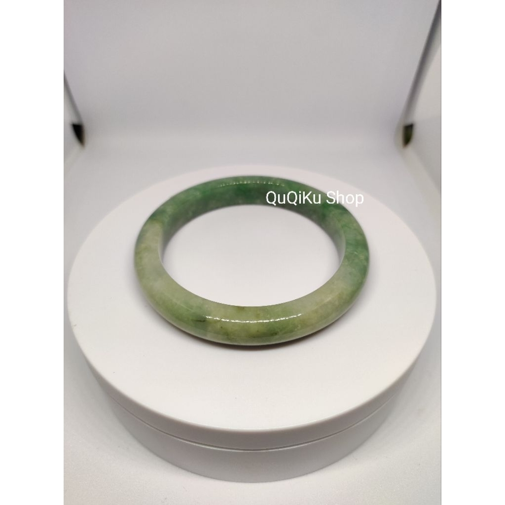 Bangle giok ( jadeite)