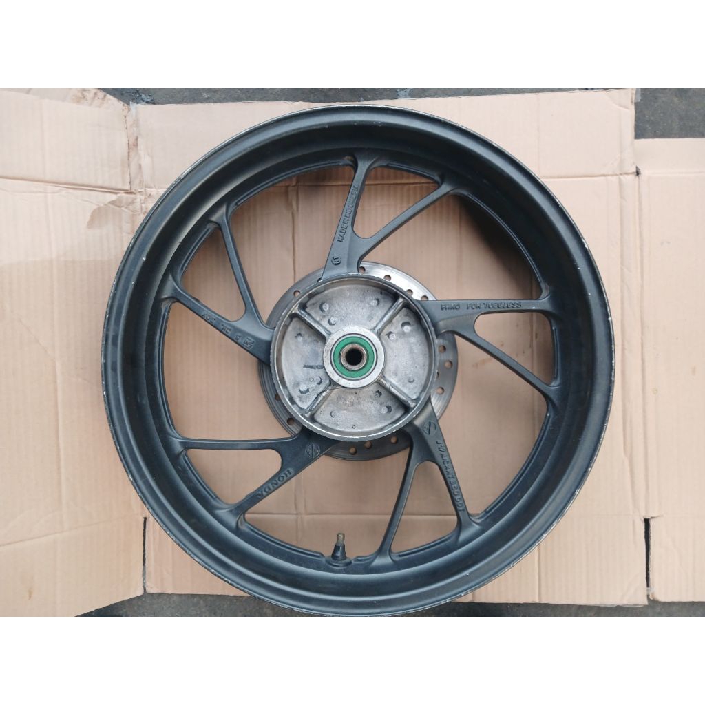 Velg Honda CBR 150 / CB 150 R New Belakang Original