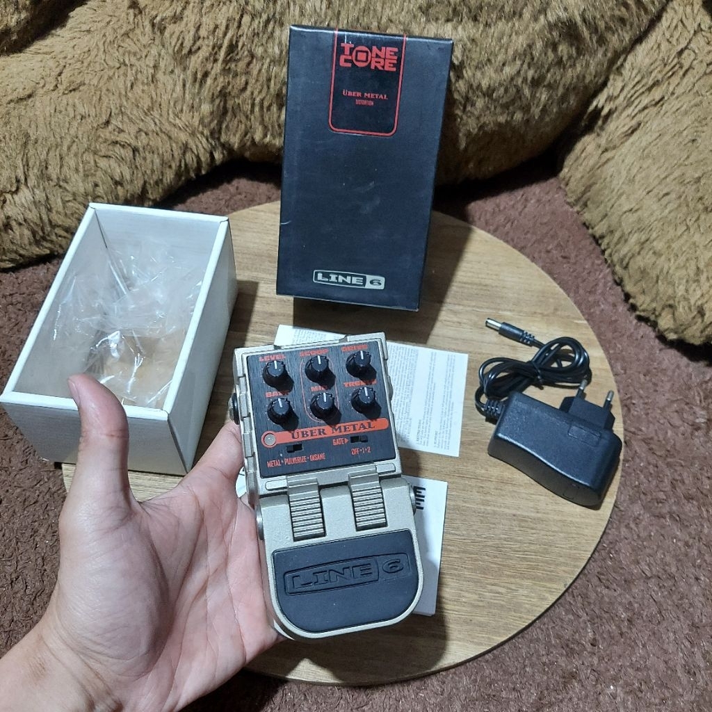 Efek Gitar Line6 Uber Metal Distortion pedal fx guitar distorsi dist line 6 stompbox
