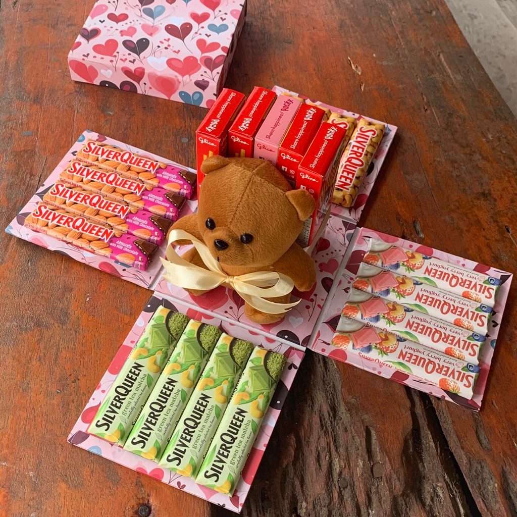 

Surprise Gift Box Boneka isi cokelat Silverqueen Cadbury Dairymilk Boneka Teddybear Hadiah Valentine