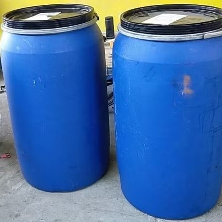drum plastik 250liter komplit tutup dan klem.hdpe. tahan cuaca untuk tandon air dan silase