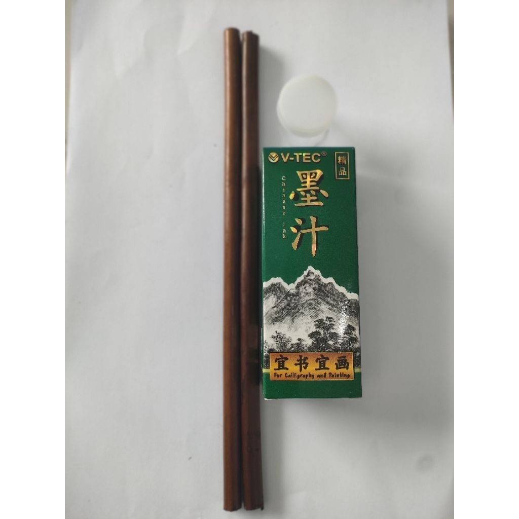 

paket Alat tulis Khat/kaligrafi Tinta + Handam/Kalam kaligrafi 2 Buah + Wadah tinta
