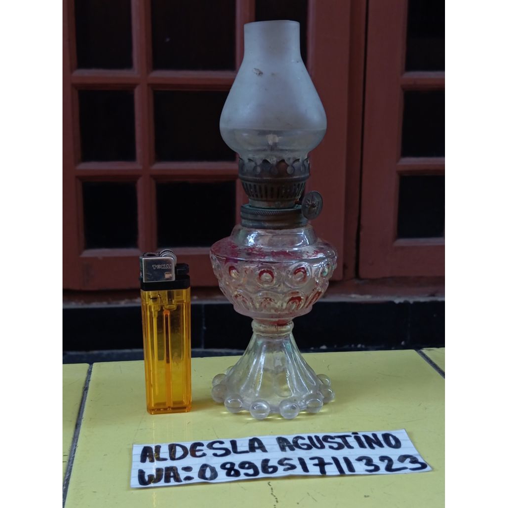 lampu minyak antik jadul kecil