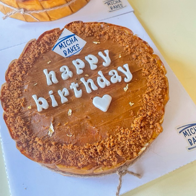 

Burnt Cheesecake Birthday Series (instant only) PALEMBANG
