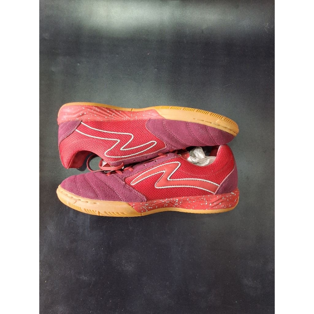 Sepatu Futsal Specs Metasala Rival chestnut red / riviera blue / gum sale