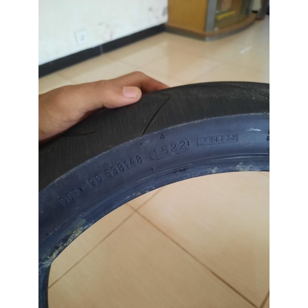 ban swallow razor uk 150/60 R17