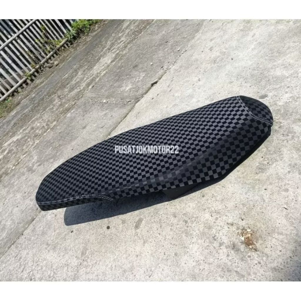 Jok vario 125/150 160 slim anti jinjit carbon catur - jok vario slim papas tulang catur 3D
