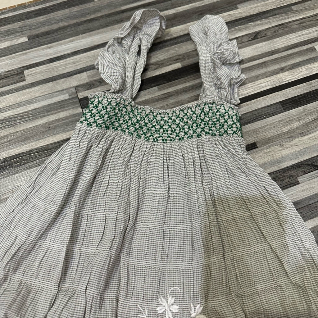 Preloved Dress Smocked Anak Perempuan Size 5 Tahun