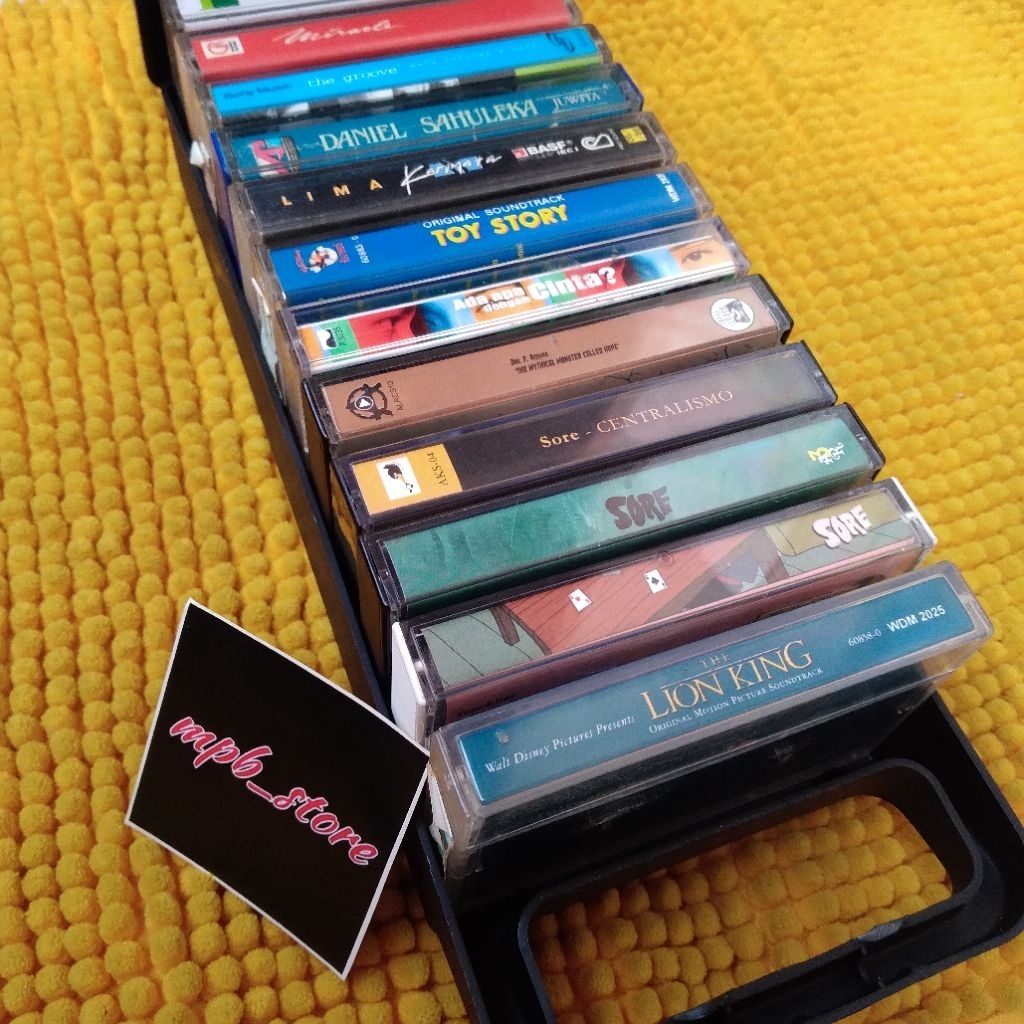 BOX KASET ISI 12 KASET MEREK YOSHIKAWA