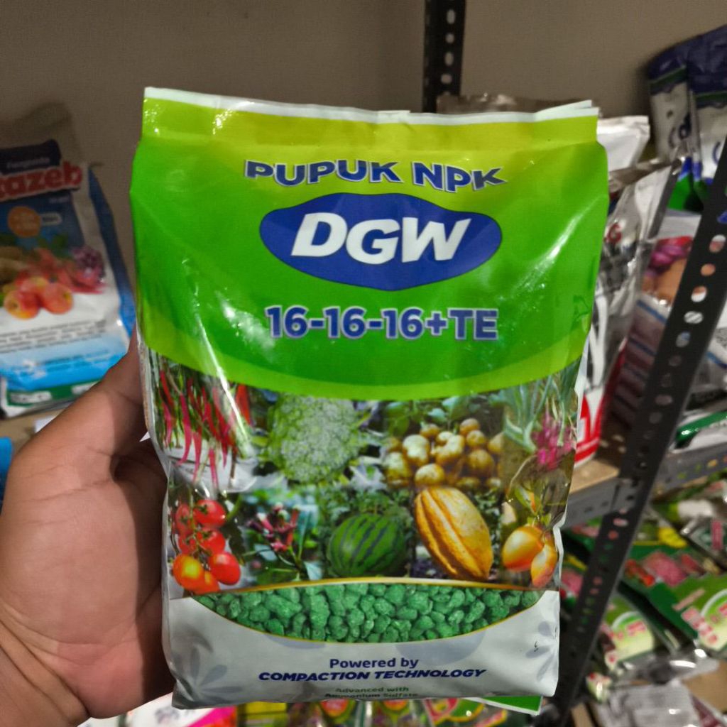 PUPUK NPK DGW 16-16-16 + TE 1 KG