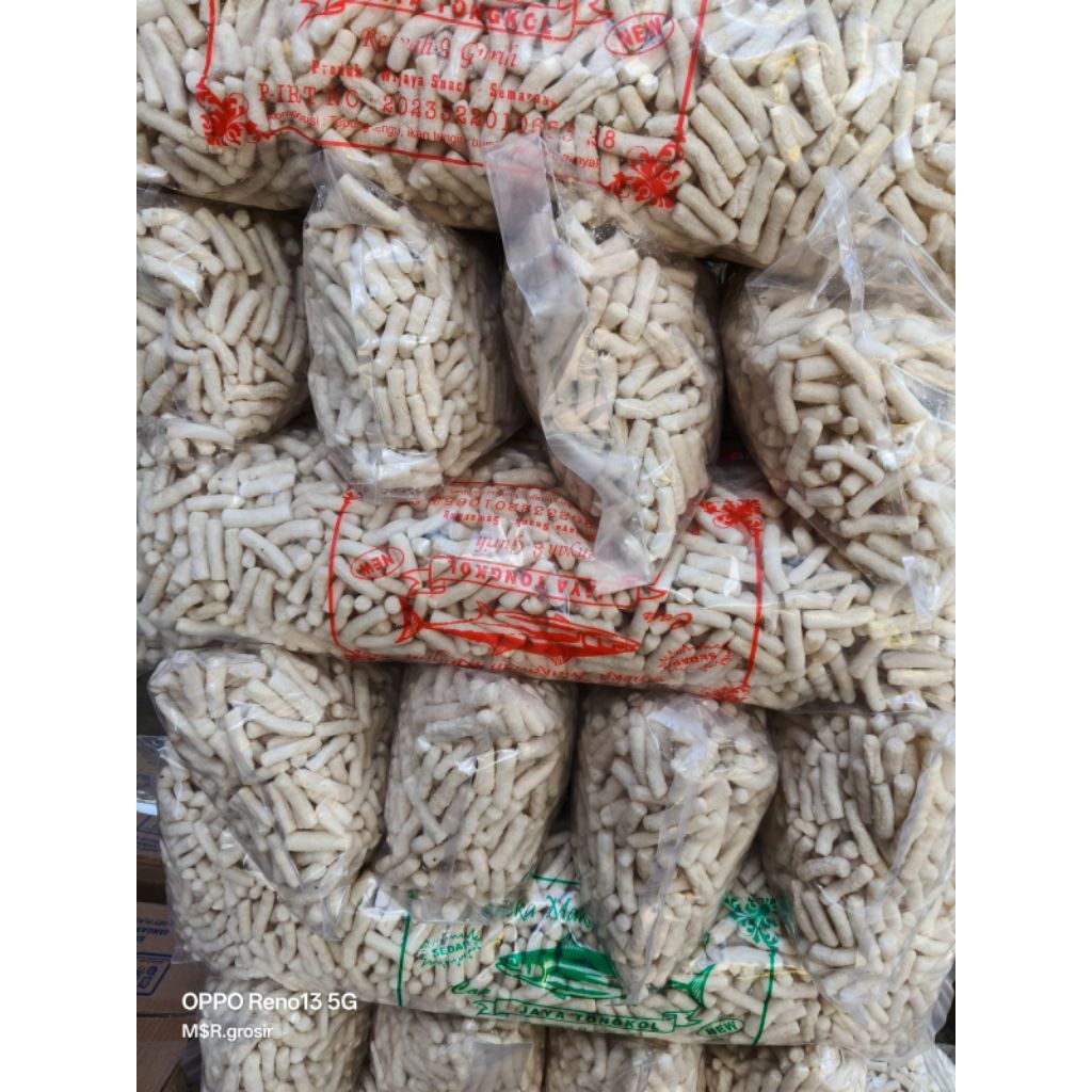 

krupuk tongkol