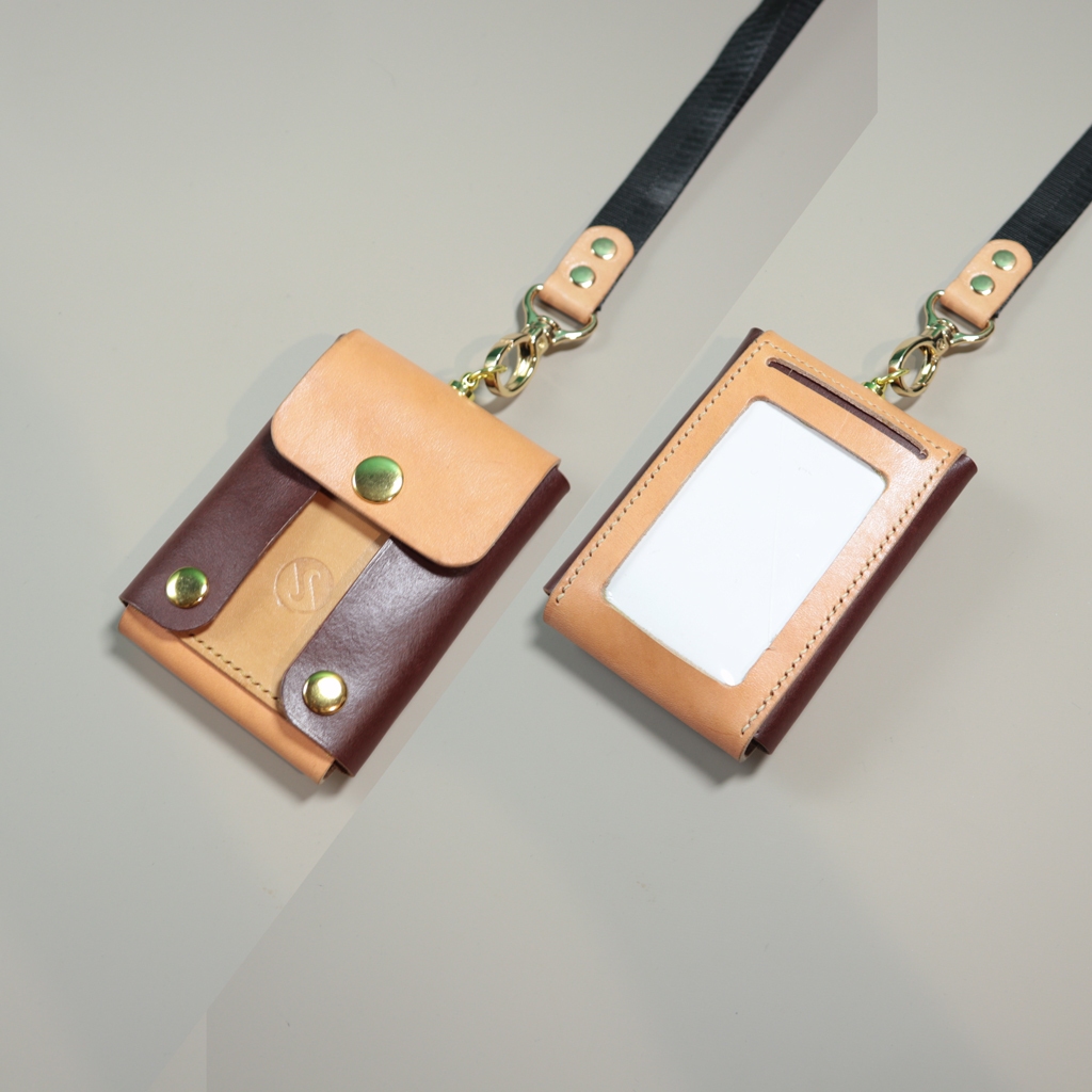 

SOANC - Tuxedo Knockdown Dark Brown Lanyard ID Card Holder Name Tag Kulit Sapi Asli Handmade