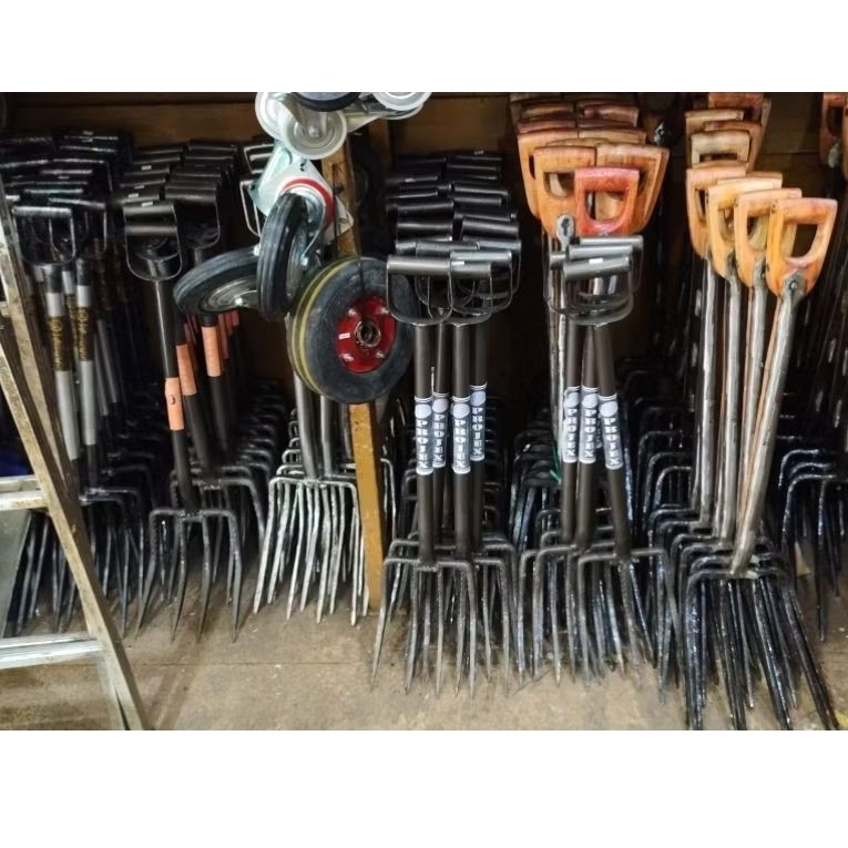 Garpu Cangkul Mini / Garuk Tanah Kebun | Alat Pertanian & Perkakas Taman Lengkap