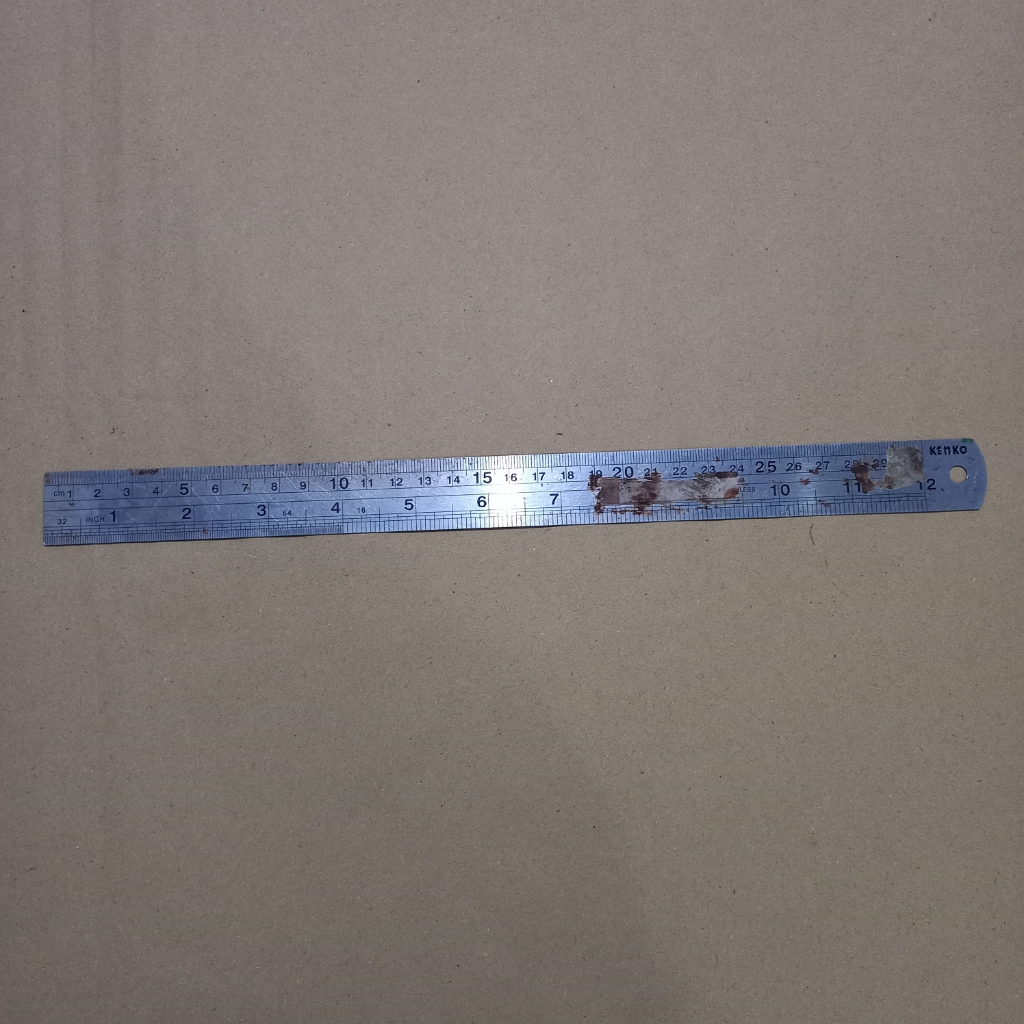 

GARISAN BESI 30 CM KENKO