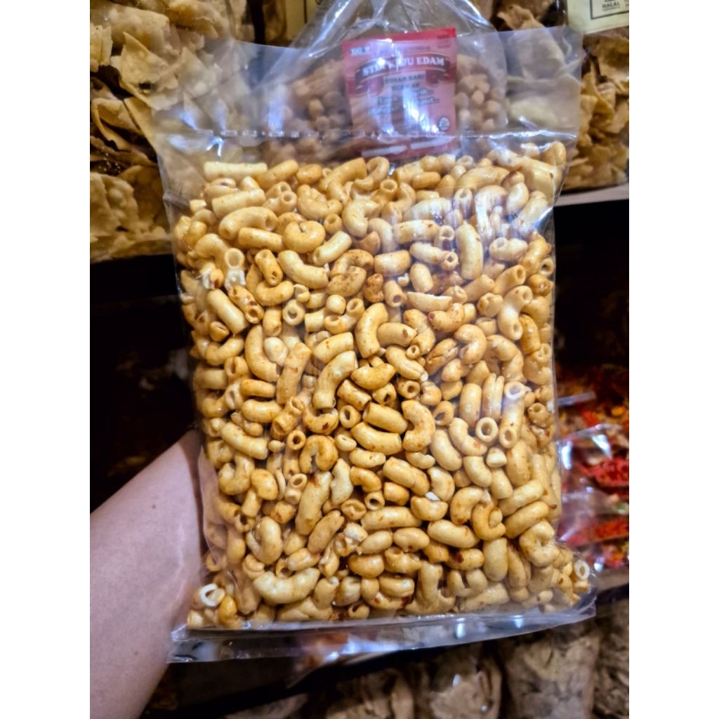 

Cemilan Makroni Rujak Bantat Pedas 250gr