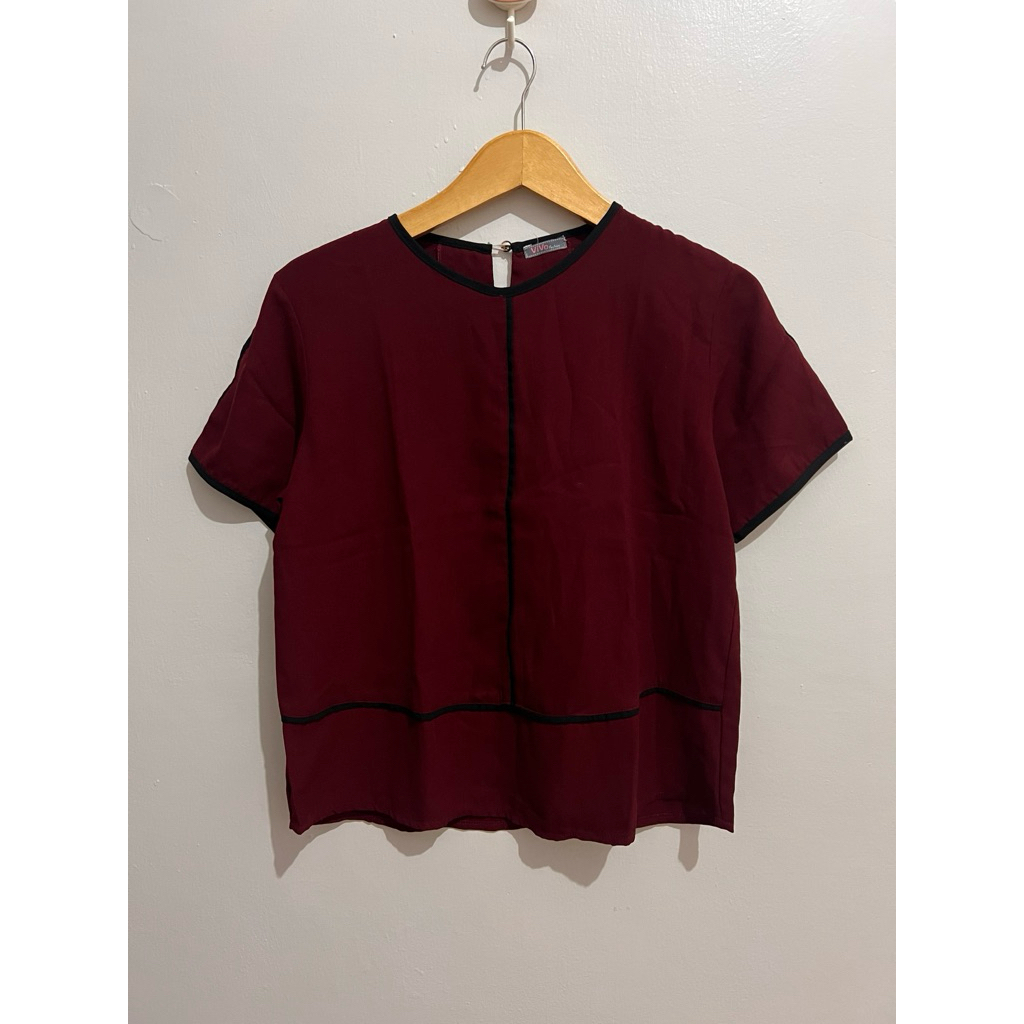 preloved - blouse wanita merah maroon