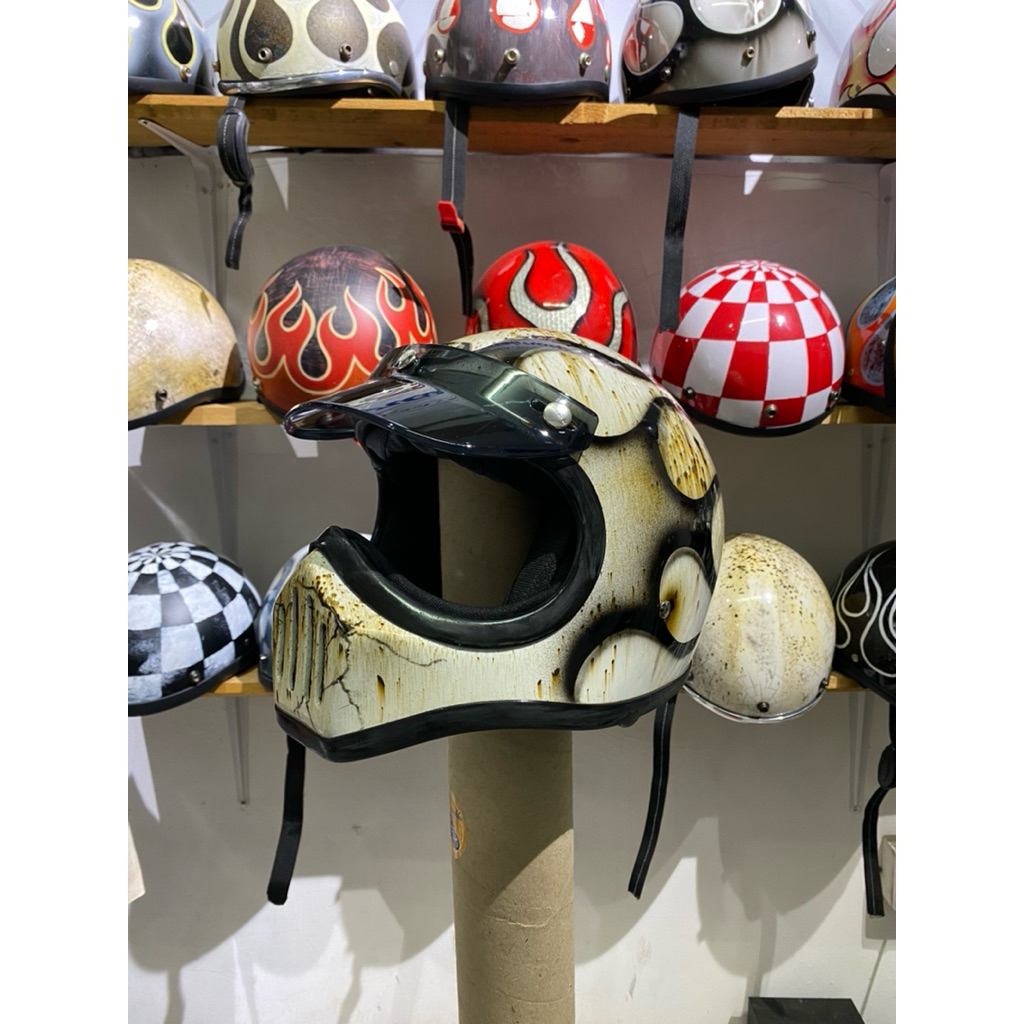 Helm Cakil Flame Custom