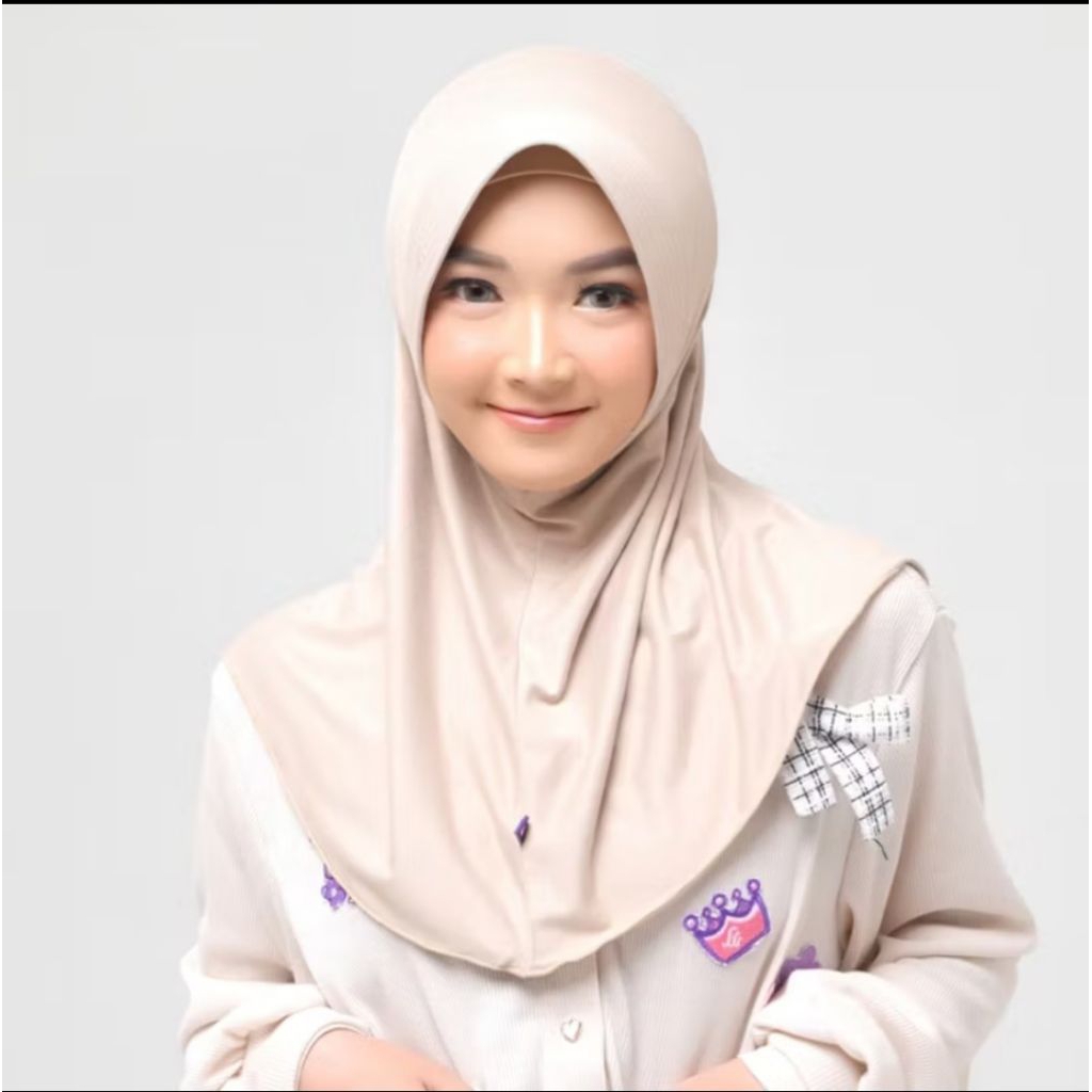 Ory lestary hijab - Merchandise Duta pelajar Lestary hijab kerudung instan new Megane Medium