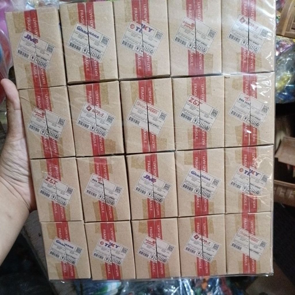 

20 Pcs PERMEN KOTAK PAKET XPREZZ