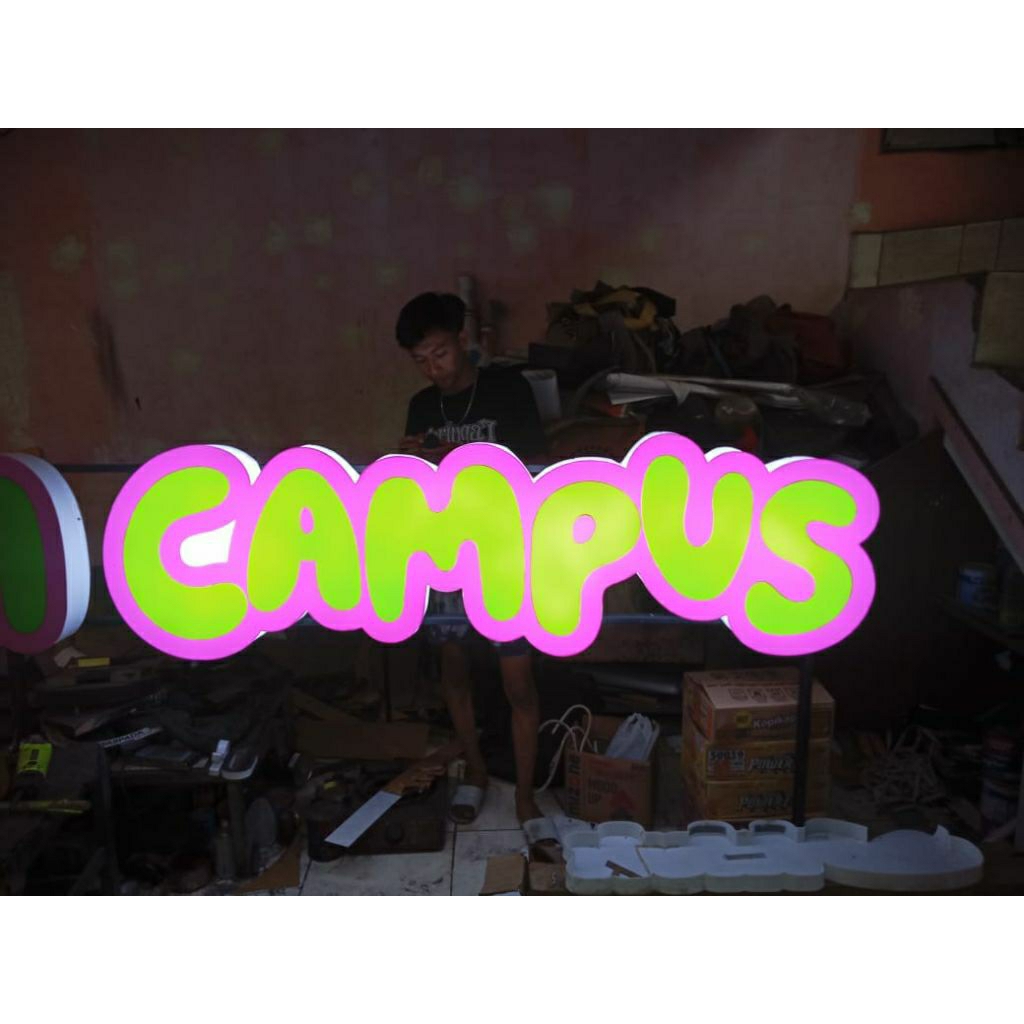 Huruf Timbul Akrilik Nyala