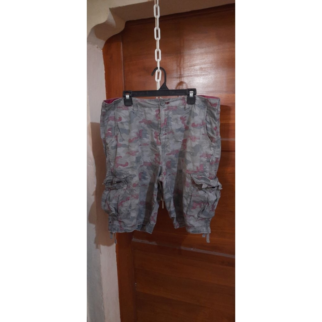 Celana Pendek Cargo Urban Pipeline