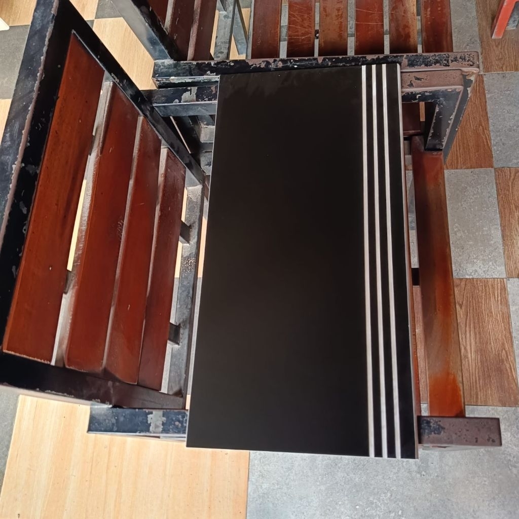 granit tangga uk 30x60 bravo black dop