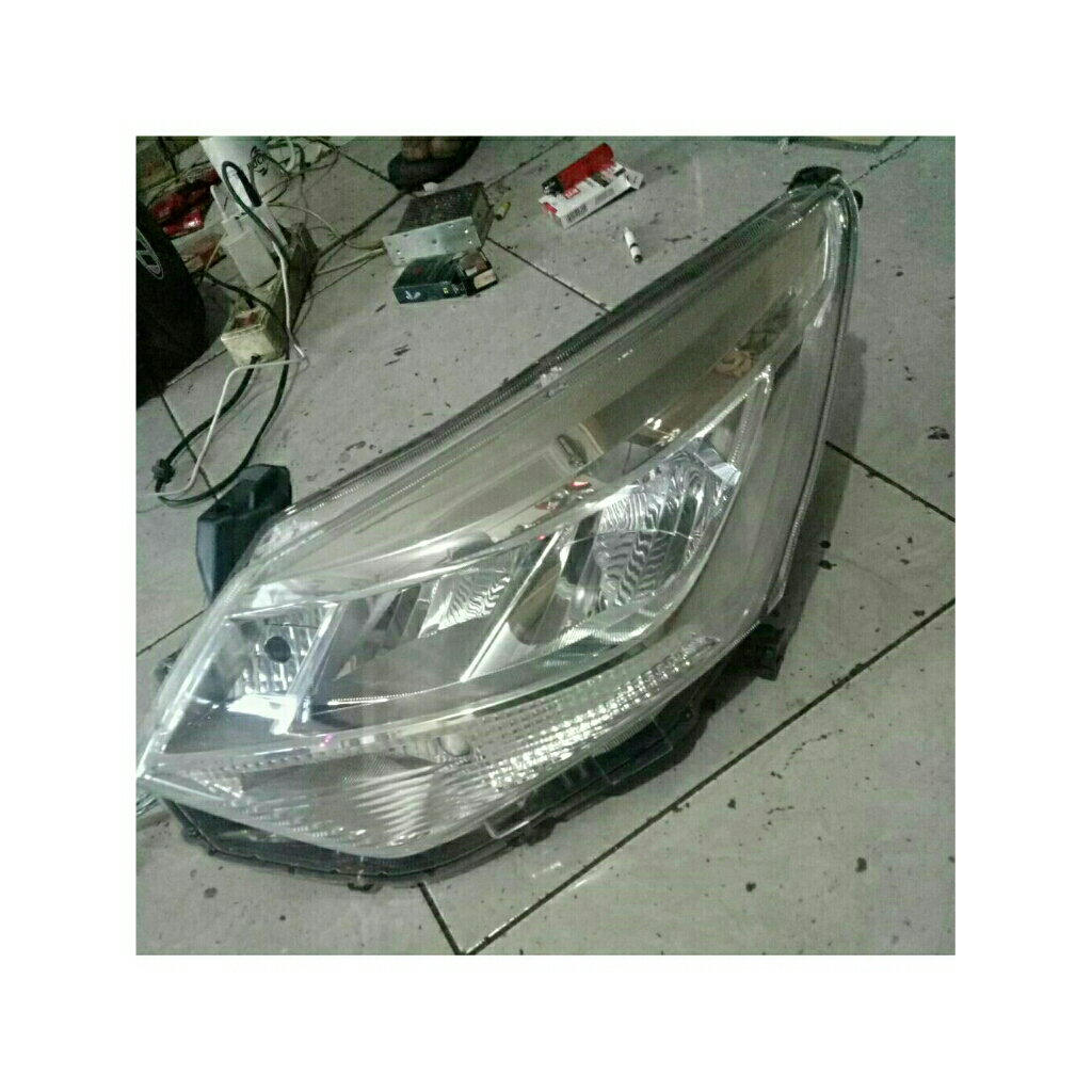 LAMPU DEPAN CALYA/SIGRA FACELIFT KIRI ORIGINAL COPOTAN