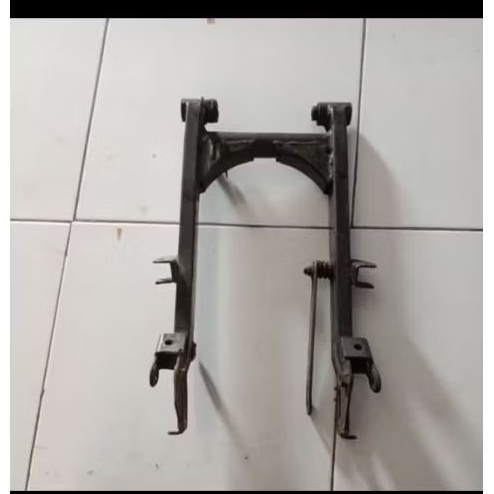 swing arm Yamaha Alfa original