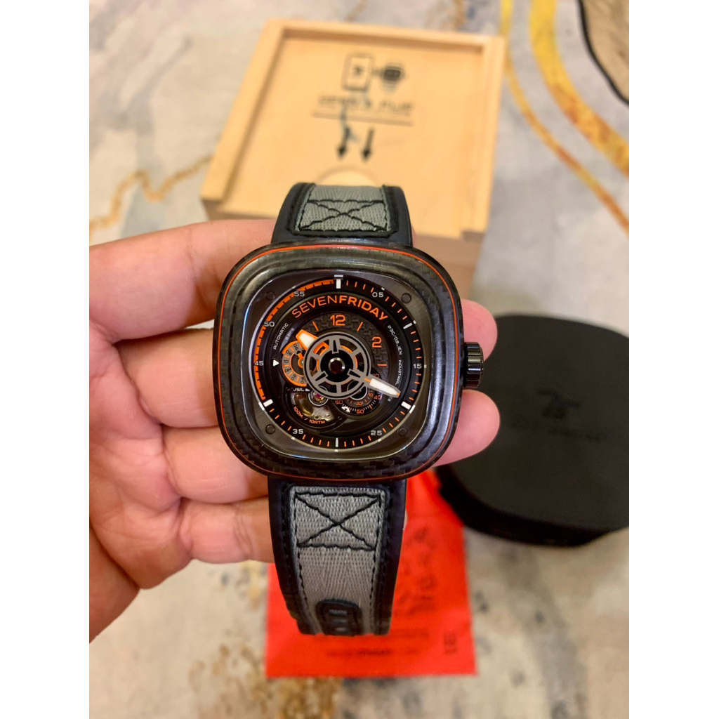 SEVENFRIDAY P3C/09 “ORANGE CARBON“ Limited Edition SEVEN FRIDAY