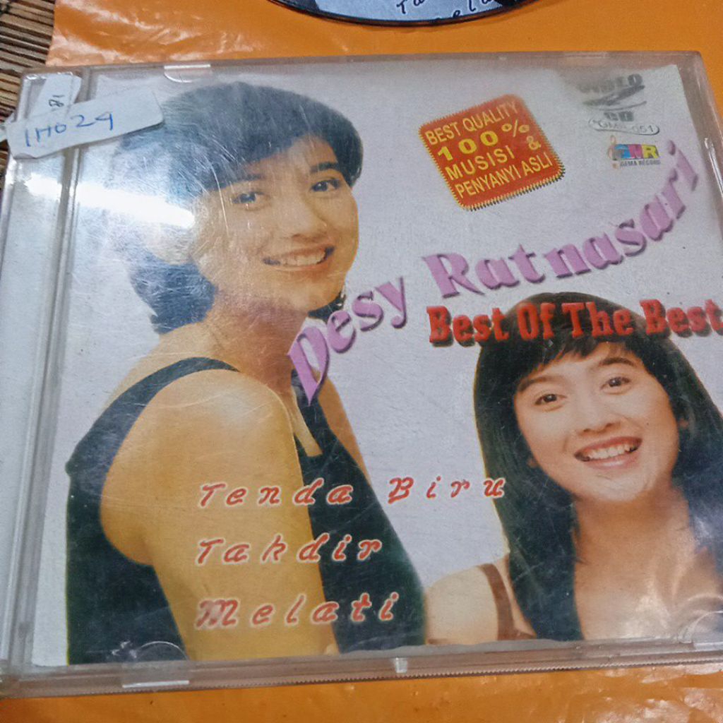 VCD DESY RATNASARI BOX225