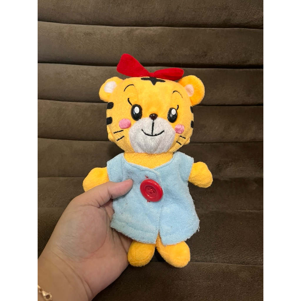 Boneka kecil anak shimajiro Benesse original