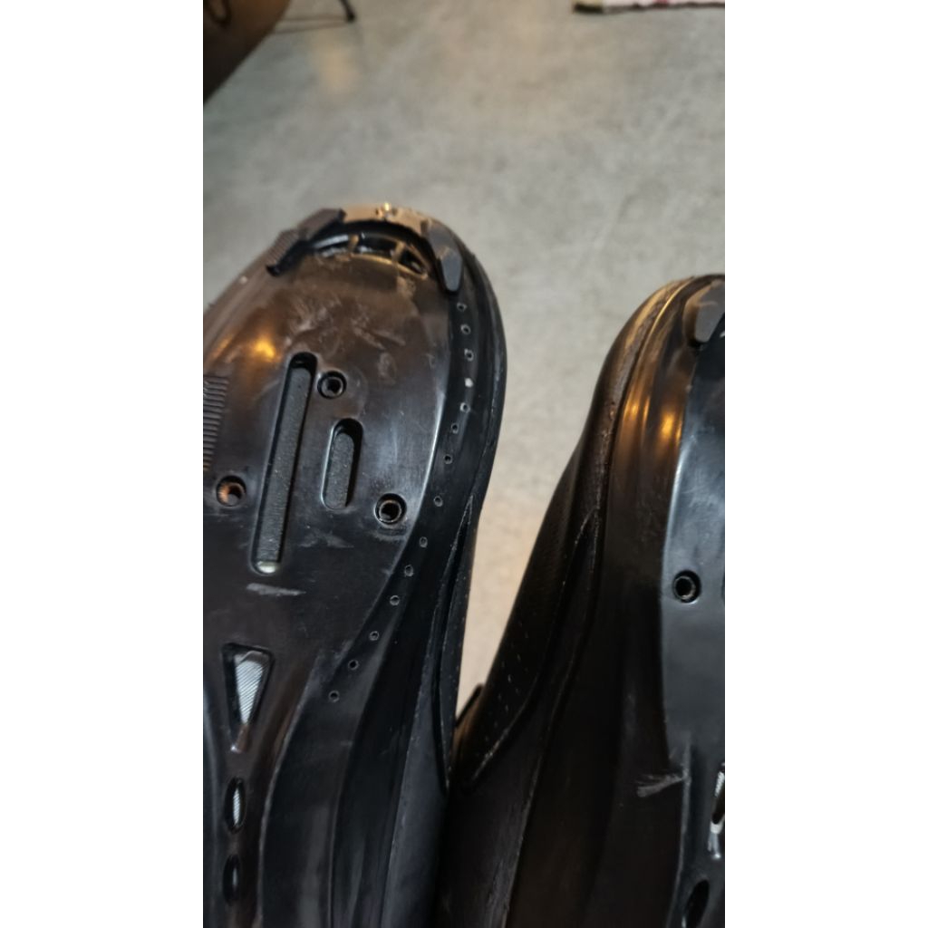 sepatu santic baker no42 cleat