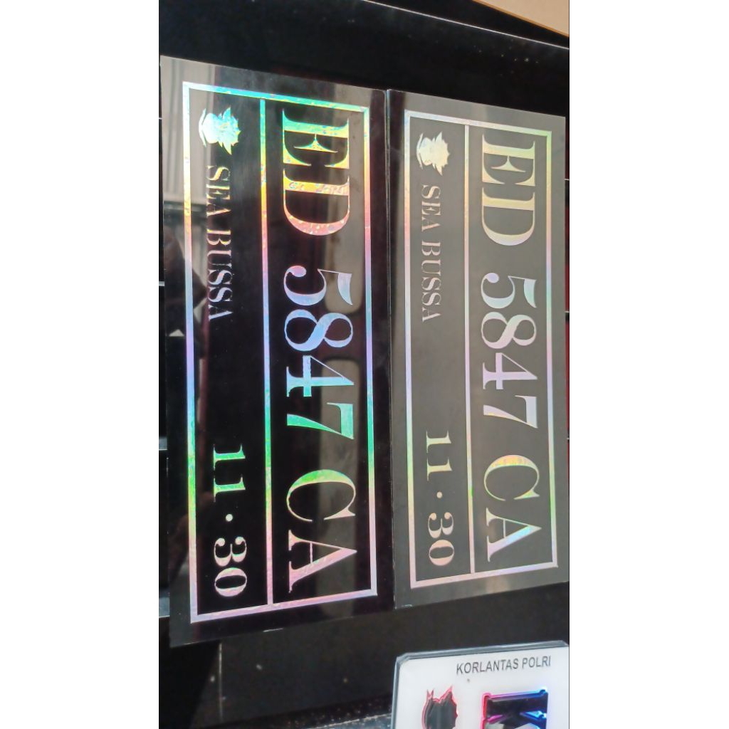 Plat Nomor Motor Akrilik Hologram Baut Tanam Keren Murah / Plat Nomor Akrilik Timbul