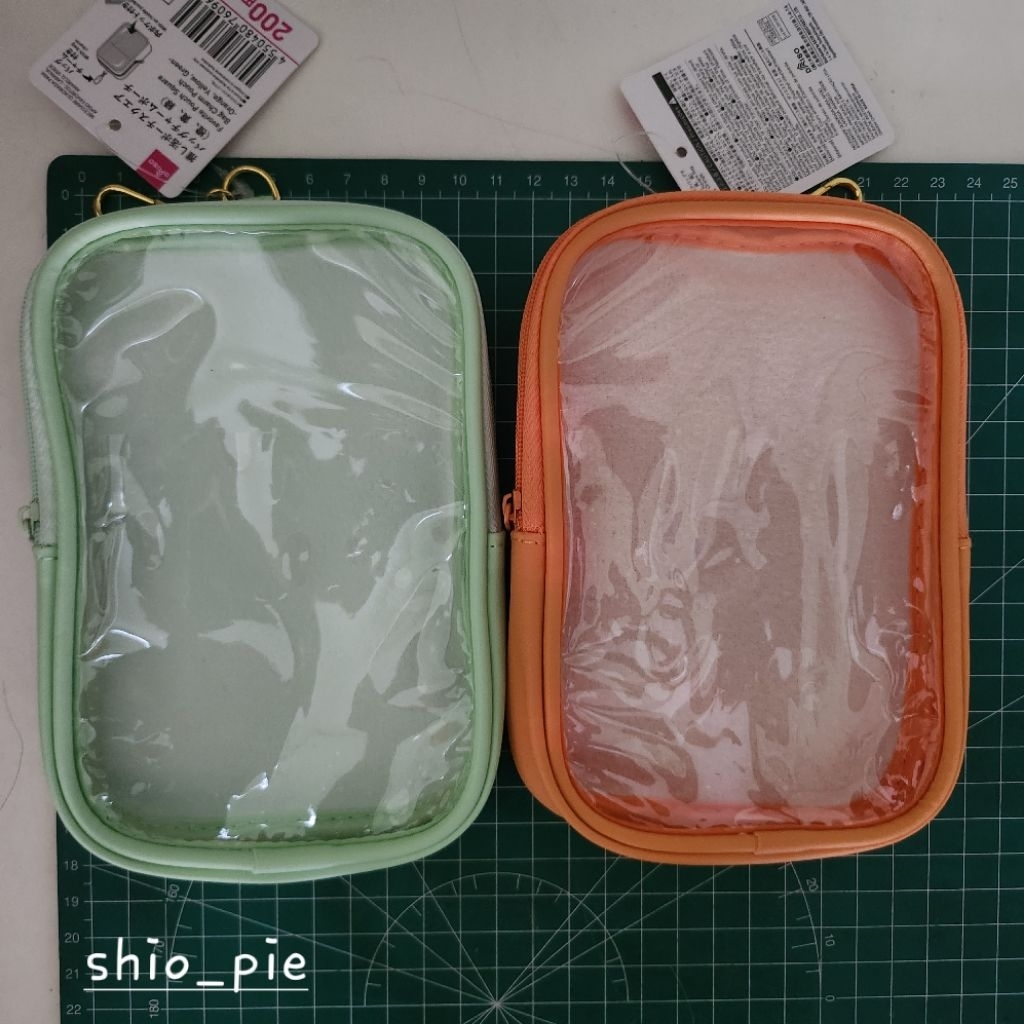 Daiso seria oshikatsu oshi katsu pouch square bag charm