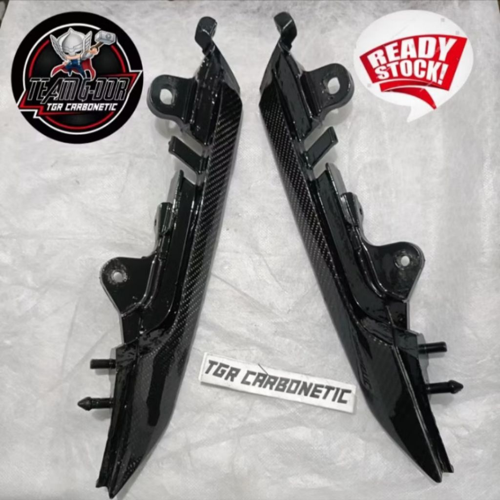 behel pegangan body belakang carbon kevlar ori vixion new nvl nva 1pa 2tp twill