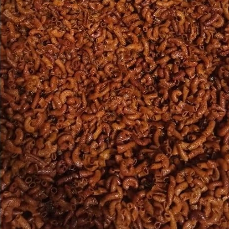 

makaroni pedas daun jeruk 1000g