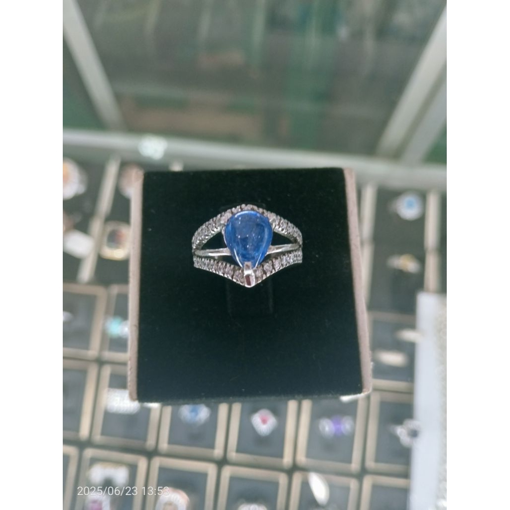 Cincinnwanita blue saphire