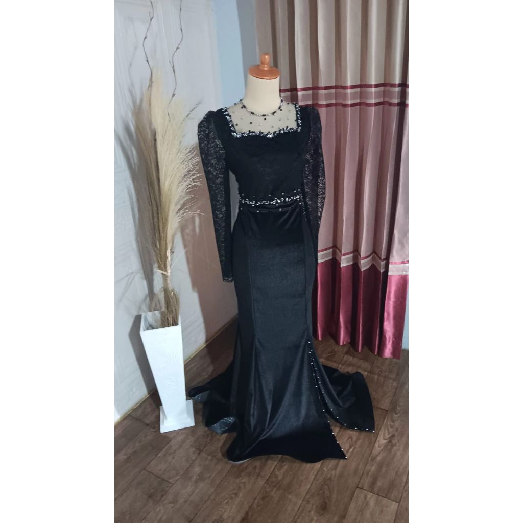 gaun bludru panjang gaun pesta