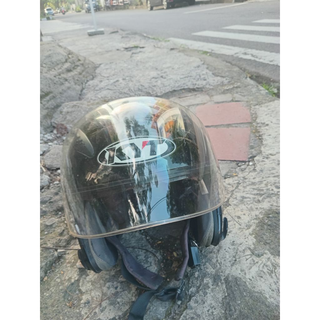 KYT GALAXY R BLACK SECOND LIKE NEW