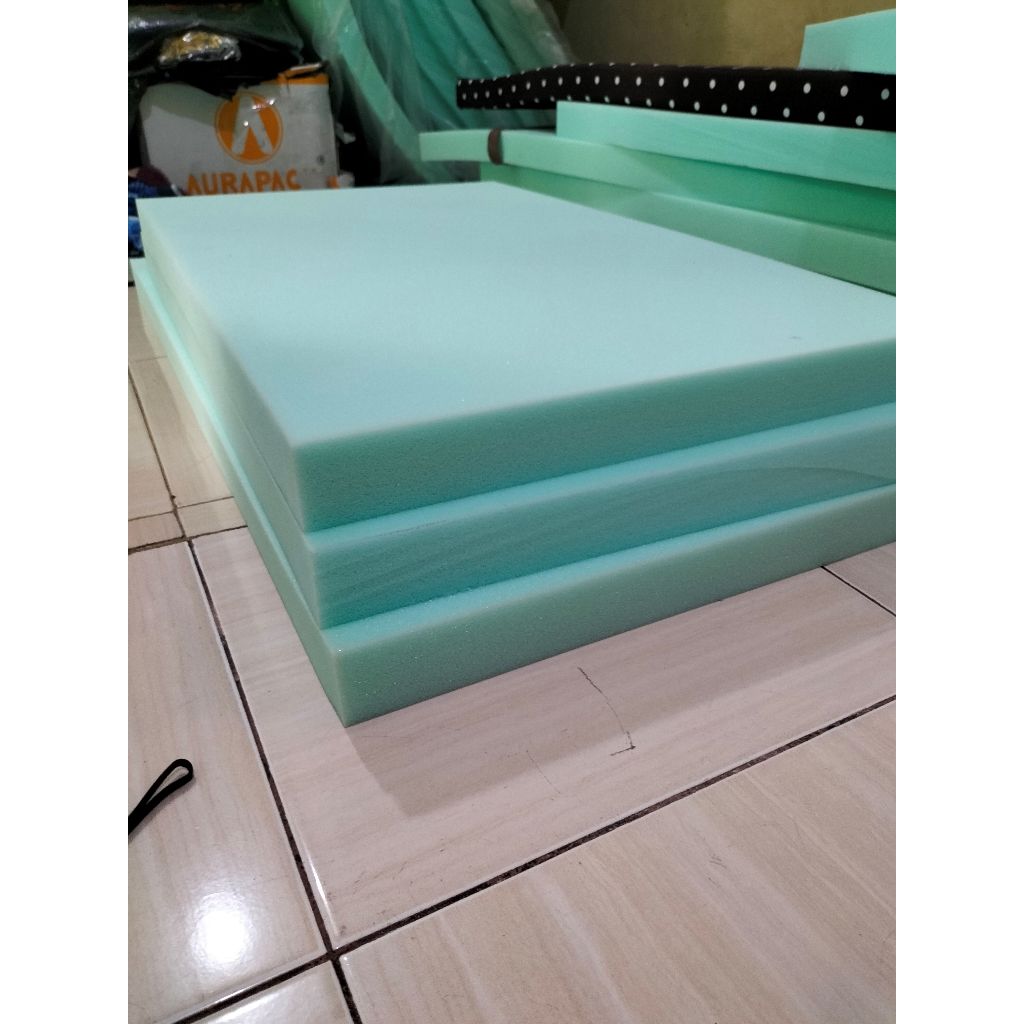 Busa Lembaran Hijau D20 – Tebal 5cm, Cocok untuk Alas Duduk & Kasur