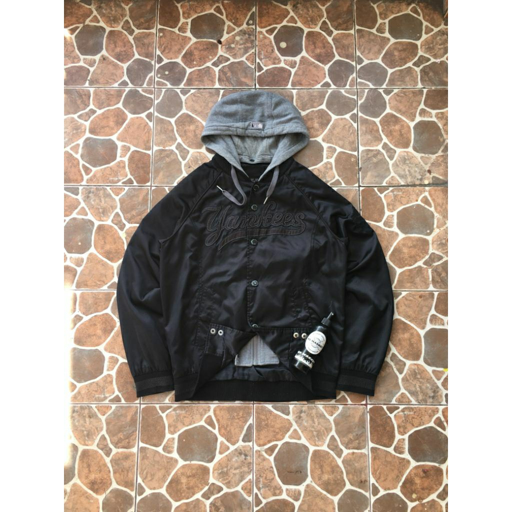 Varsity Double Layer Bahan Satin Mlb Yankees
