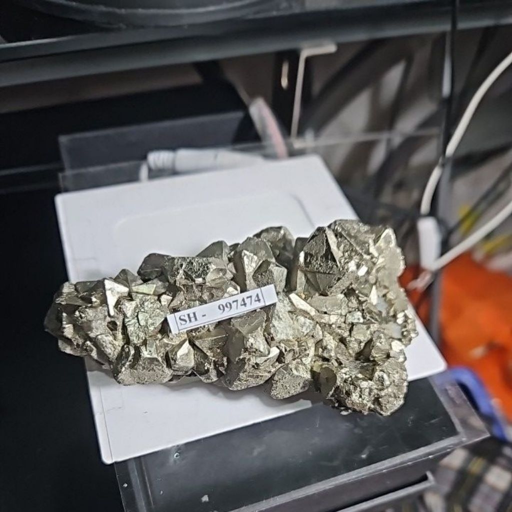 GOLDEN PYRITE CLUSTER ROUGH BATU ASLI