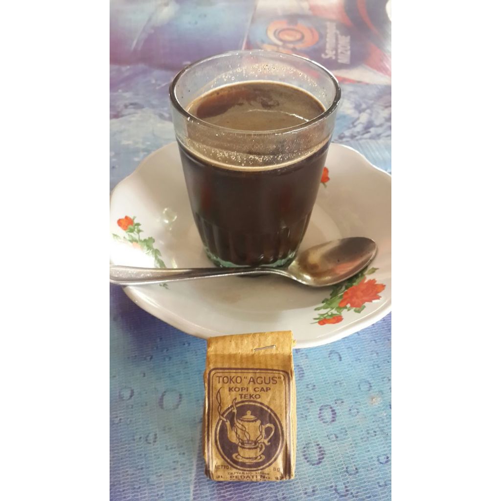 

KOPI CAP TEKO SPESIAL TANPA GULA ISI 30 X 8gr KOPI LEGENDARIS