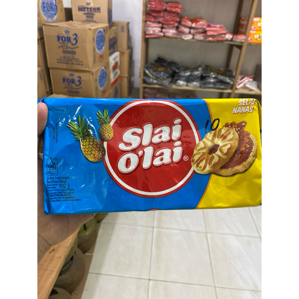 

Biskuit Slai o’lai Roti Slai O’lai Selai Nanas