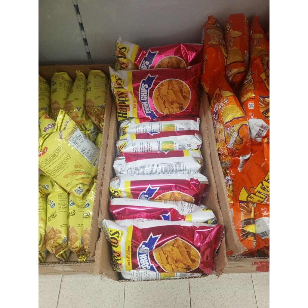 

HAPPYTOS CORN CHIPS KEMASAN 140 GRAM